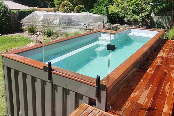 Container pools for private use
