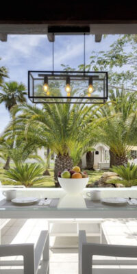 Une villa de luxe à Cala Jondal – L’incarnation même d’un séjour VIP à Ibiza