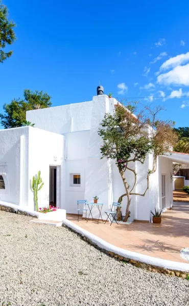 A house full of comfort in natural beauty for sale