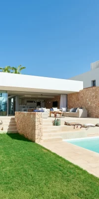 Un prestigioso progetto di lusso con 15 bellissime case a Cala Comte