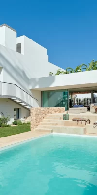 Un prestigioso progetto di lusso con 15 bellissime case a Cala Comte