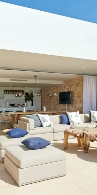 Un prestigioso progetto di lusso con 15 bellissime case a Cala Comte