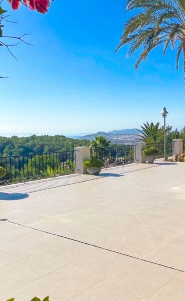 Villa in Can Furnet with amazing views to Ibiza Town