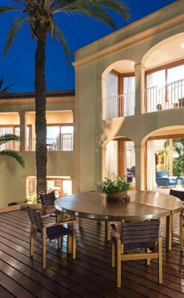 Majestic Luxury Villa in Jesús