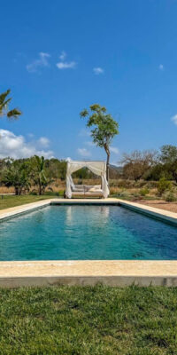 Exquisite New-Build Villa with Guest House