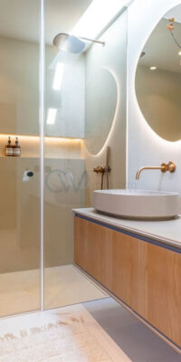 Exquisite New-Build Villa with Guest House