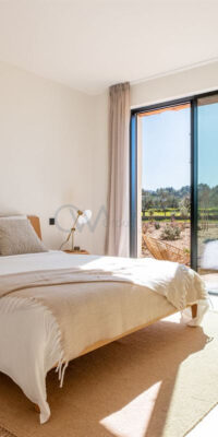 Exquisite New-Build Villa with Guest House