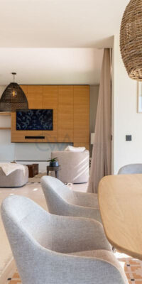 Exquisite New-Build Villa with Guest House