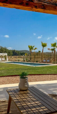 Exquisite New-Build Villa with Guest House