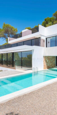 Villa de lujo con vistas al atardecer en Cala Salada Villa de lujo con vistas al atardecer en Cala Salada