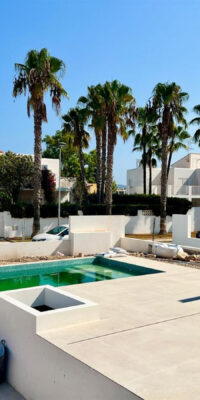 New Luxury semi-detached residence 500 meters from the sea