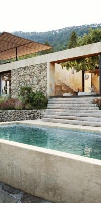 Building plot in beautiful nature up a hill with licence