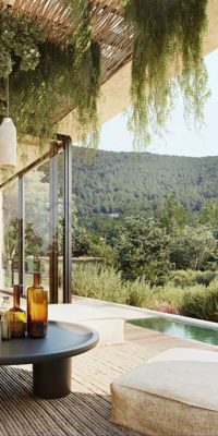 Building plot in beautiful nature up a hill with licence
