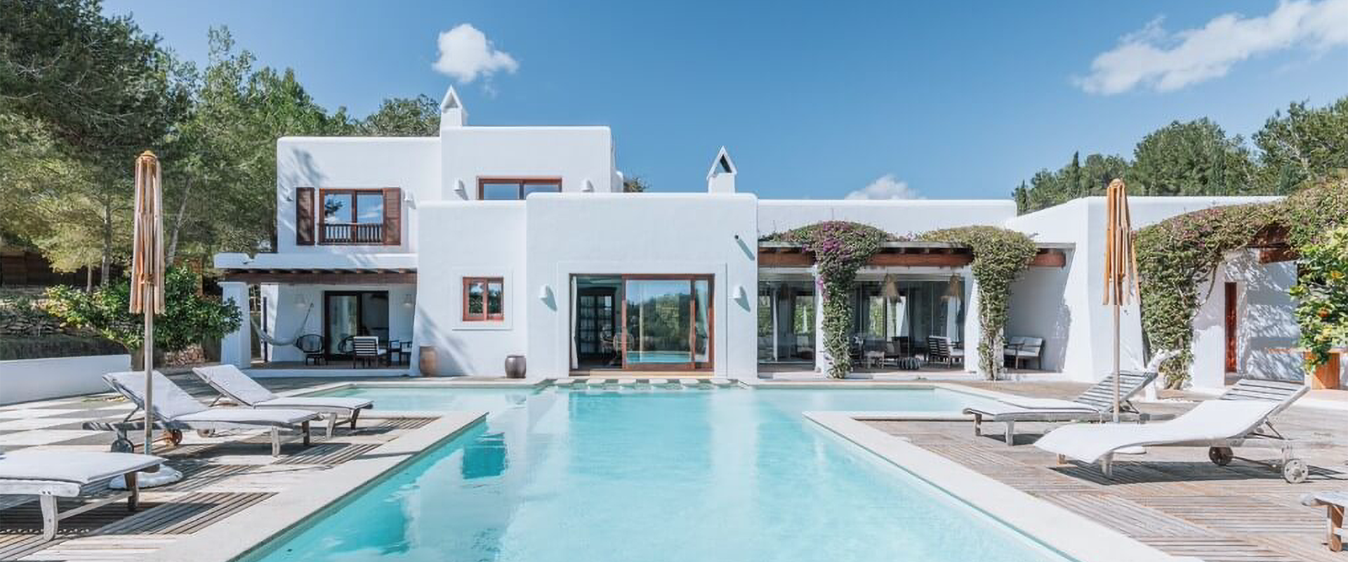 Exceptional Ibizan-Style Villa with Complete Privacy