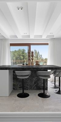 Exquisite Mediterranean Villa with Infinity Pool in Can Furnet