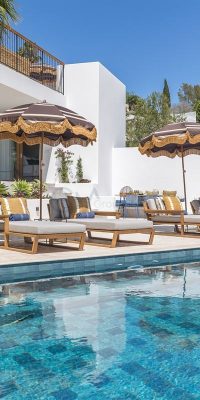 Exquisite Mediterranean Villa with Infinity Pool in Can Furnet