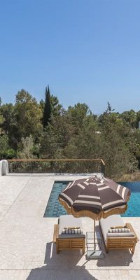 Exquisite Mediterranean Villa with Infinity Pool in Can Furnet