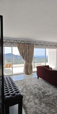 Stunning Villa with amazing sea and Dalt villa views
