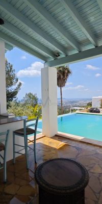 Stunning Villa with amazing sea and Dalt villa views