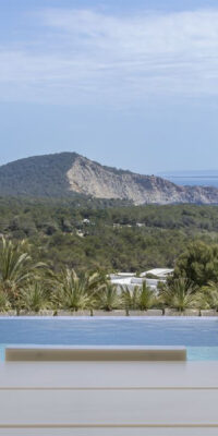 Luxury 5-Bedroom Villa with Sea Views and touristic license in Vista Alegre