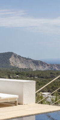 Luxury 5-Bedroom Villa with Sea Views and touristic license in Vista Alegre