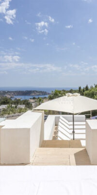 Luxury 5-Bedroom Villa with Sea Views and touristic license in Vista Alegre