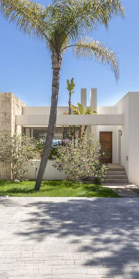 Luxury 5-Bedroom Villa with Sea Views and touristic license in Vista Alegre