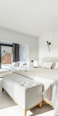 Luxury Villa with Panoramic Views in Can Furnet with rental licence