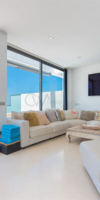 Townhouse in Cala Carbo with Infinity Pool and Es Vedrà Views