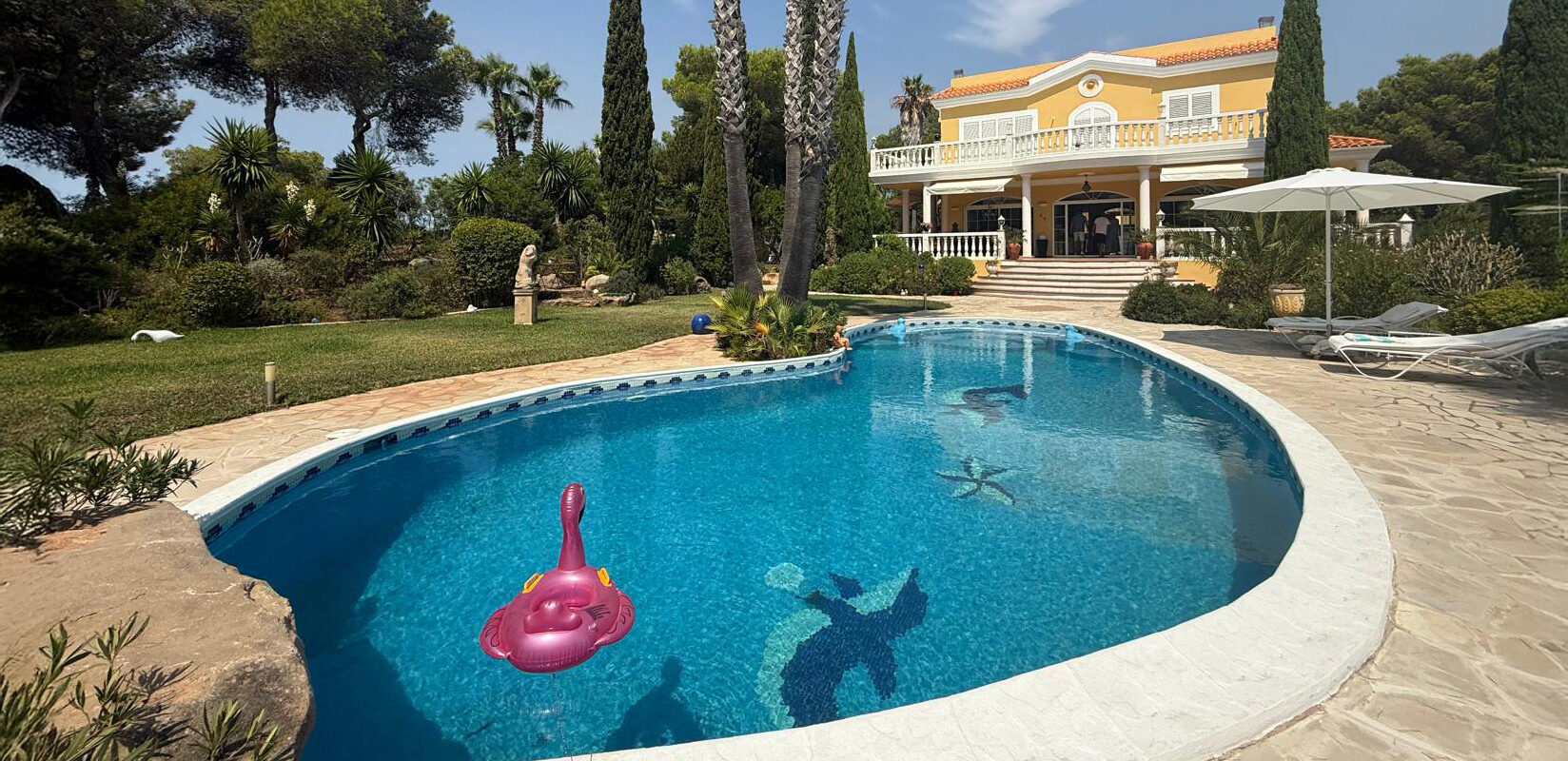 Beautiful villa with sea views near San Carlos