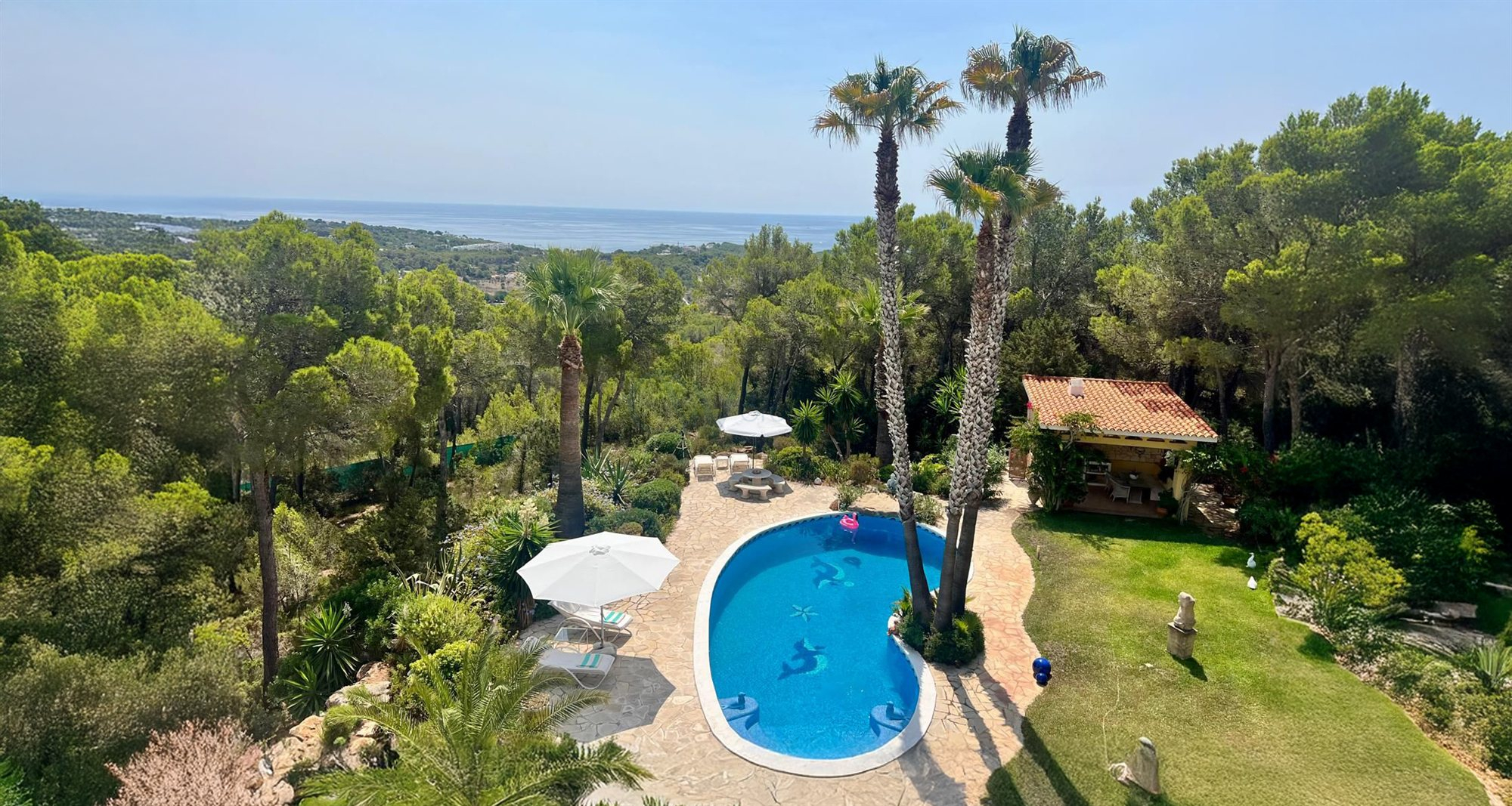Beautiful villa with sea views near San Carlos