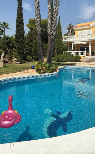 Beautiful villa with sea views near San Carlos