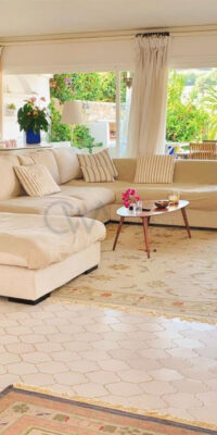 Elegant townhouse with private pool in Roca Llisa