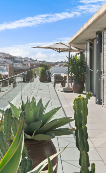 Exclusive Marina Botafoch Penthouse with Panoramic Sea Views
