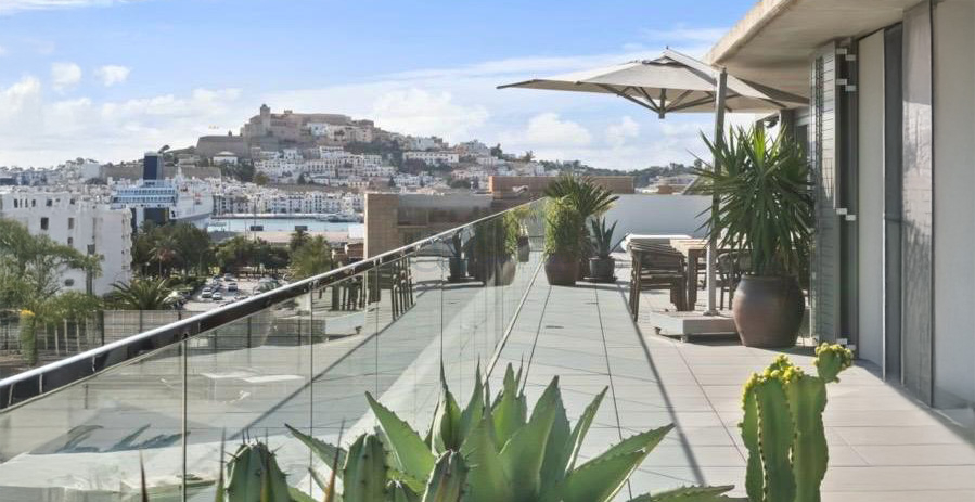 Exclusive Marina Botafoch Penthouse with Panoramic Sea Views