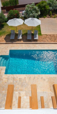 Blakstad Design Villa met panoramisch uitzicht op zee