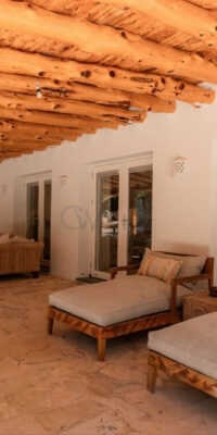 Elegante villa entre Cala Jondal y Porroig Elegante villa entre Cala Jondal y Porroig