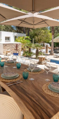 Elegante villa entre Cala Jondal y Porroig Elegante villa entre Cala Jondal y Porroig