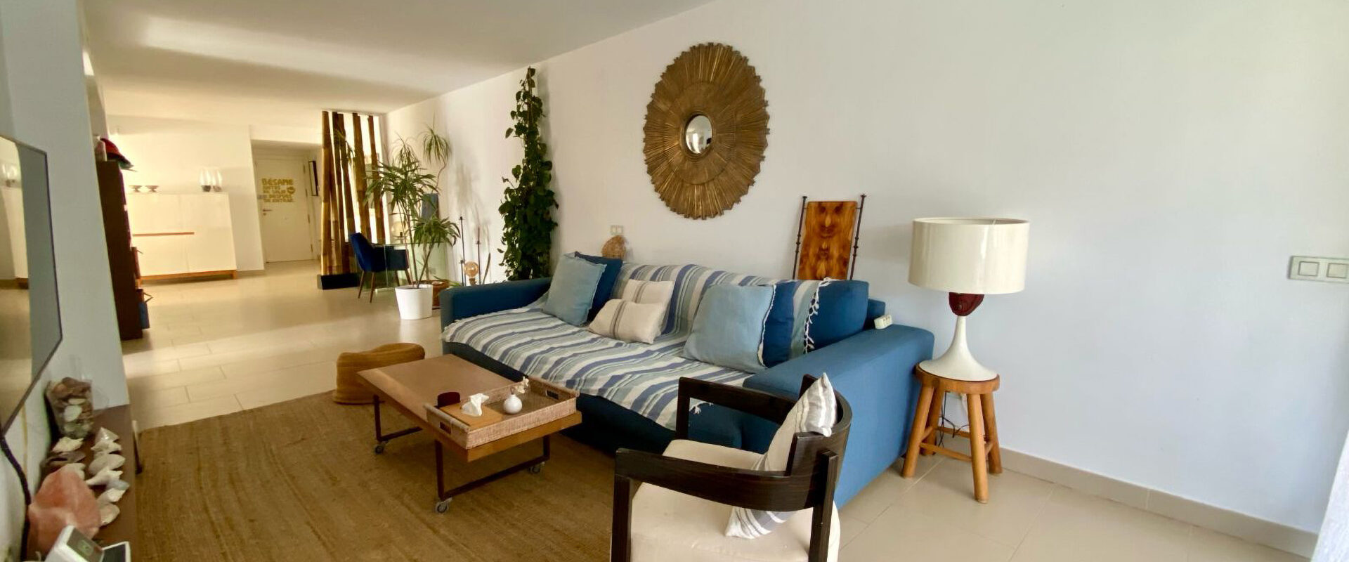 Ground floor apartment with private garden oasis in Illa Plana