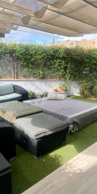 Apartamento en planta baja con oasis de jardín privado Apartamento en planta baja con oasis de jardín privado
