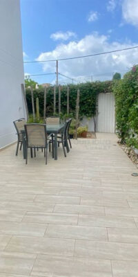 Apartamento en planta baja con oasis de jardín privado Apartamento en planta baja con oasis de jardín privado