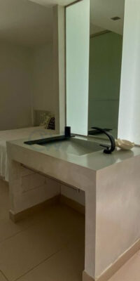 Apartamento en planta baja con oasis de jardín privado Apartamento en planta baja con oasis de jardín privado