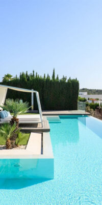 Superbe villa de 7 chambres avec vue sur la mer à Cala Comte Superbe villa de 7 chambres avec vue sur la mer à Cala Comte