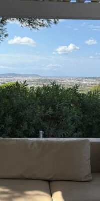 Prachtige gerenoveerde villa met panoramisch uitzicht op zee