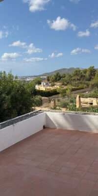 Prachtige gerenoveerde villa met panoramisch uitzicht op zee