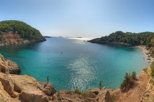 Ven a Ibiza y vive en San Antonio Ven a Ibiza y vive en San Antonio