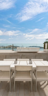 Elegant 4-Bedroom apartment in Es Pouet, Talamanca Elegant 4-Bedroom apartment in Es Pouet, Talamanca