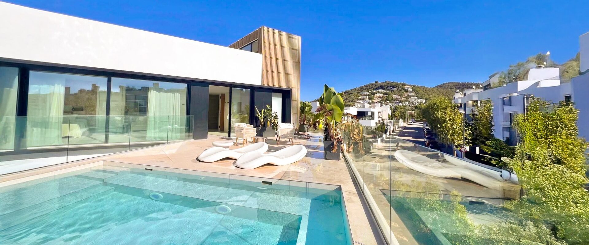 Elegant new-build villa with two pools in Talamanca