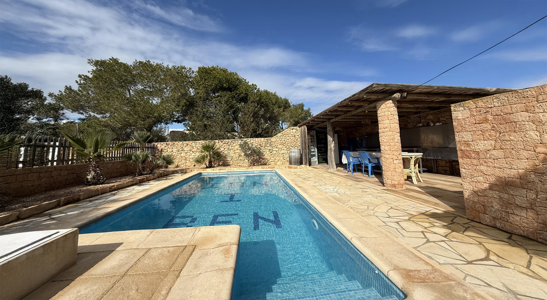 House with Pool and Annex in Es Pujols, Formentera