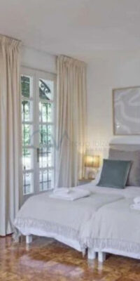 Villa in a quiet residential area of Playa den Bossa Villa in a quiet residential area of Playa den Bossa